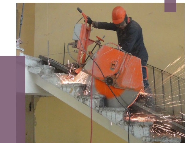 Демонтаж бетонных лестниц в Сатке от 4655 руб. за м2 | ПРОЛЁТ-Стк