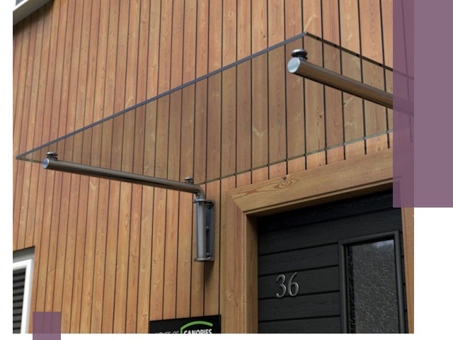 Стеклянные козырьки на входы и фасады в Сатке