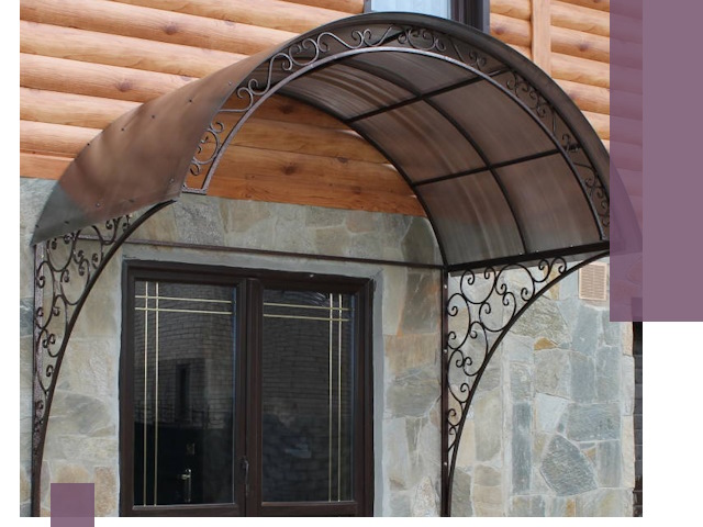 Арочные козырьки под ключ в Сатке: изготовление и монтаж